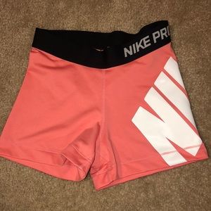 NIKE PRO DRI-FIT WOMEN’S SPANDEX TRAINING SHORTS